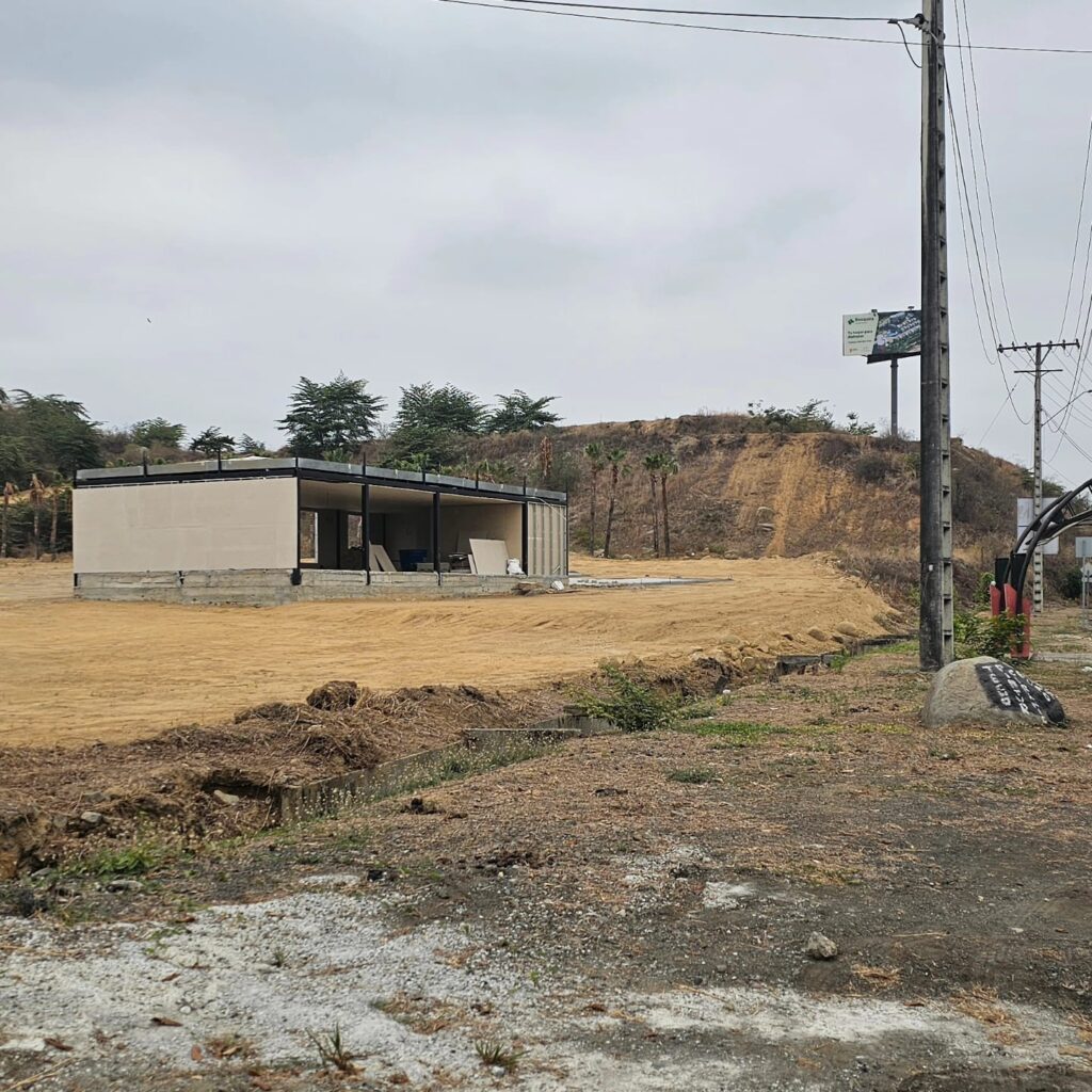 Terrenos Comerciales Ecuador Villa Club